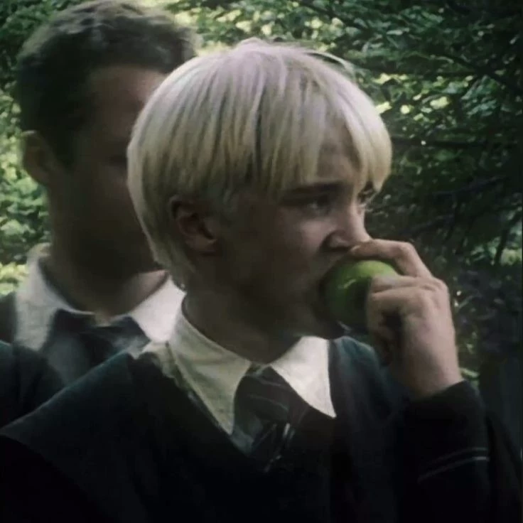 Draco Malfoy thumbnail