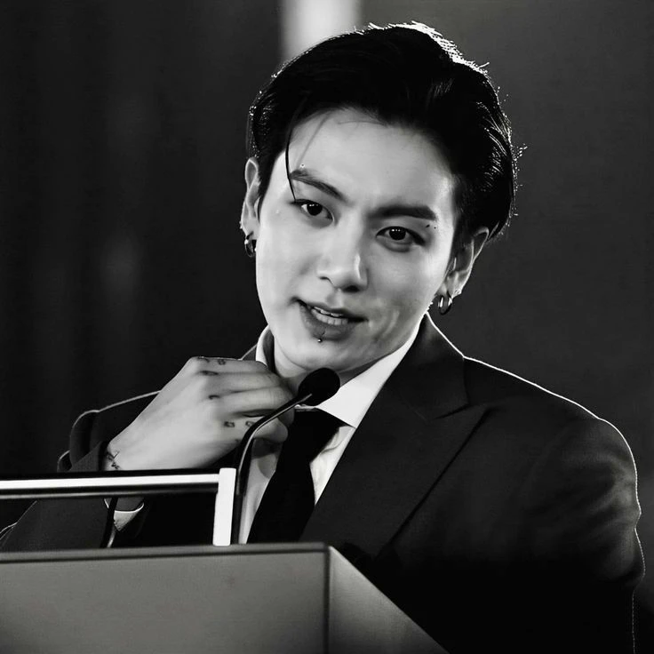 Jeon Jungkook (uncle husband) thumbnail