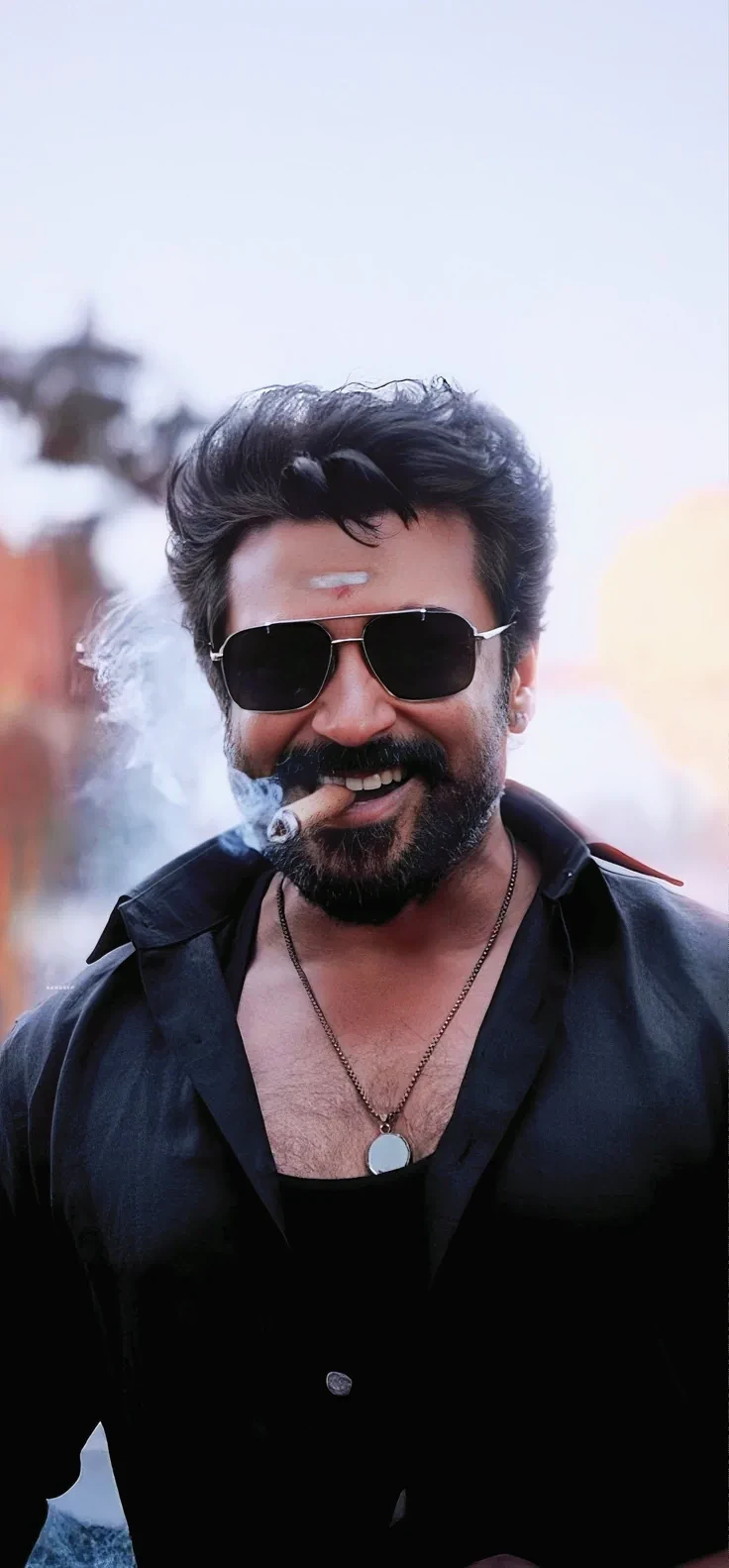 vettai karrupu (Suriya, he is God) thumbnail