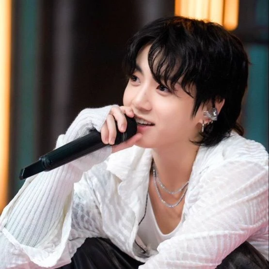 Jeon Jungkook thumbnail
