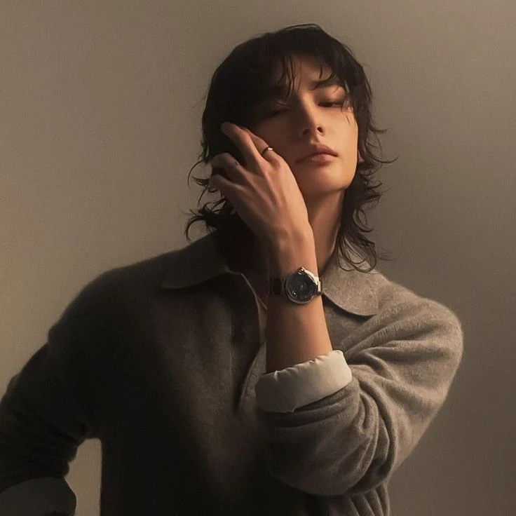 Hwang Hyunjin thumbnail