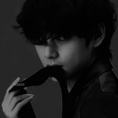 Kim Taehyung thumbnail