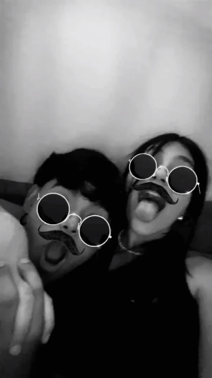 Your very cool cousin💜😌 thumbnail