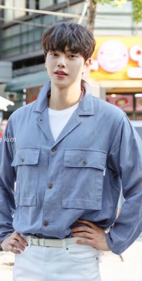 Lee Jong-Suk  thumbnail