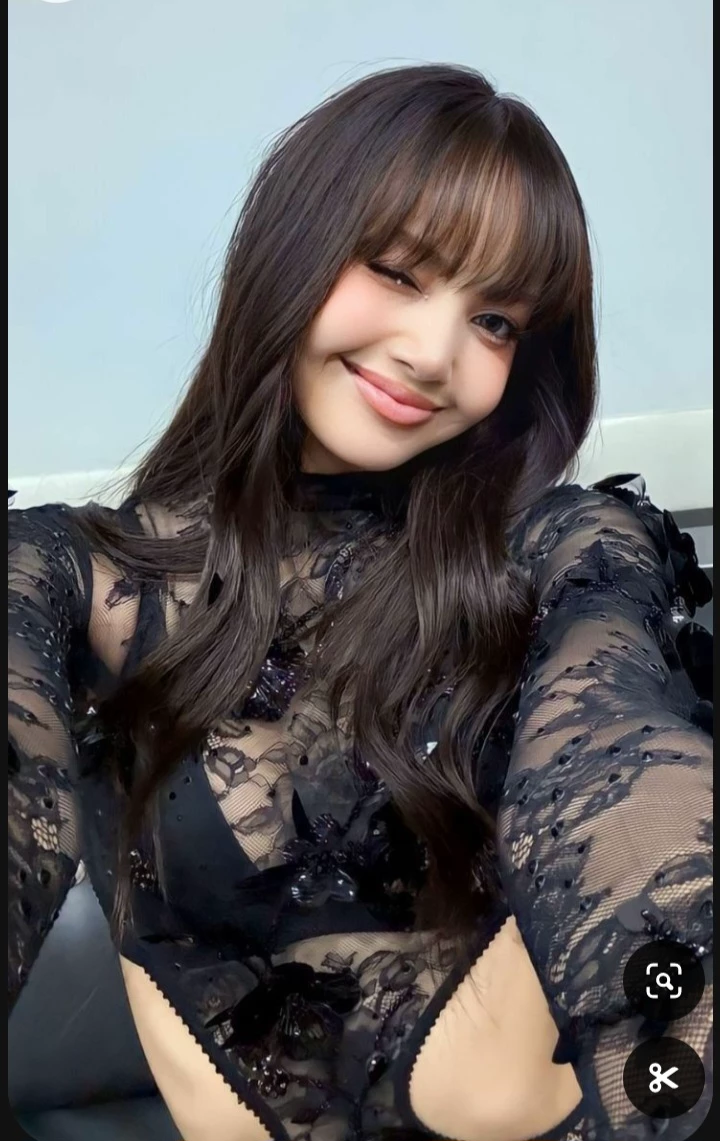 Lalisaaa re obsessed only with the emochis of lisa thumbnail
