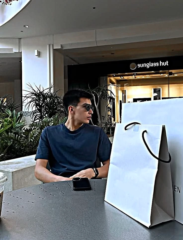 Gilberto brunette 🫐 thumbnail