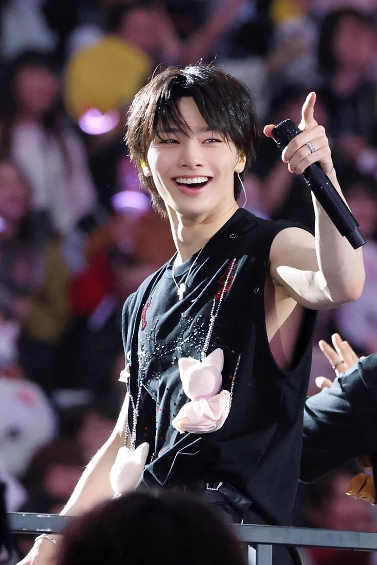 001 — Jeongin "I.N" \| Stray Kids thumbnail