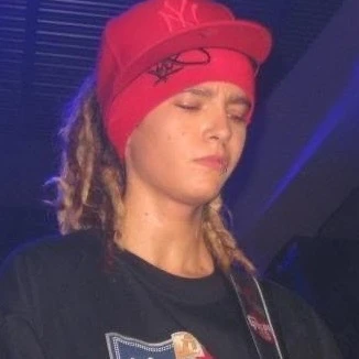 𑣲 𝐜𝐡𝐚𝐧𝐭𝐞𝐥𝐥𝐞