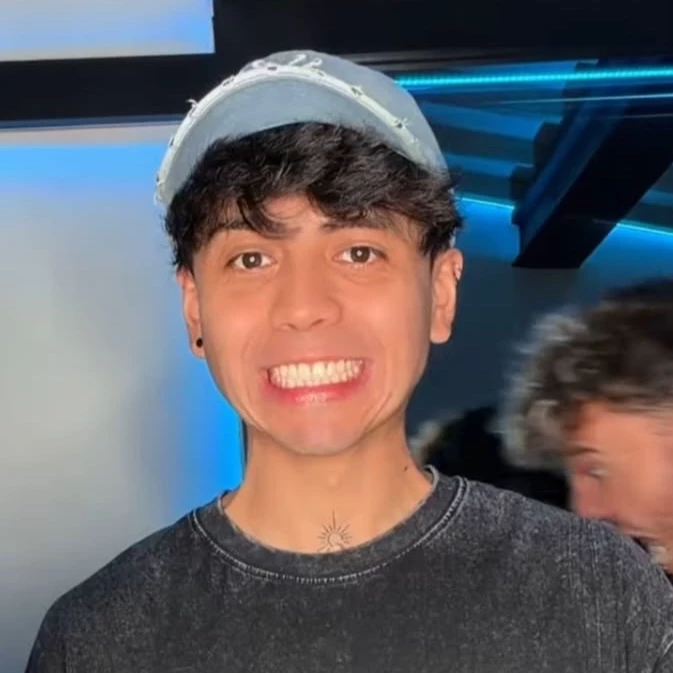 Alejandro grandchild thumbnail