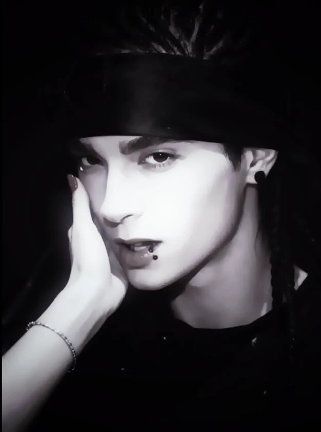 tom kaulitz thumbnail