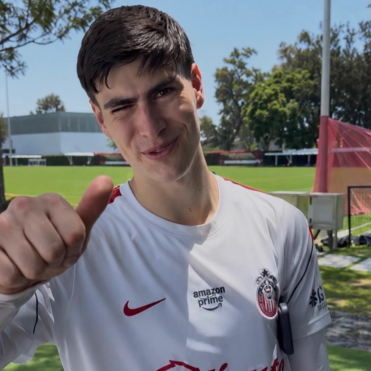 armando gonzález thumbnail