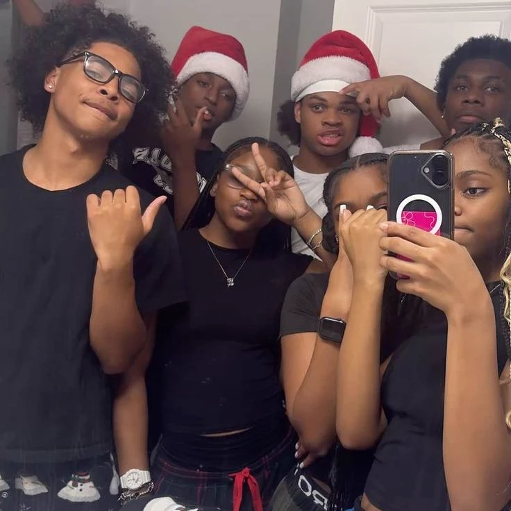 The Hood Crew thumbnail