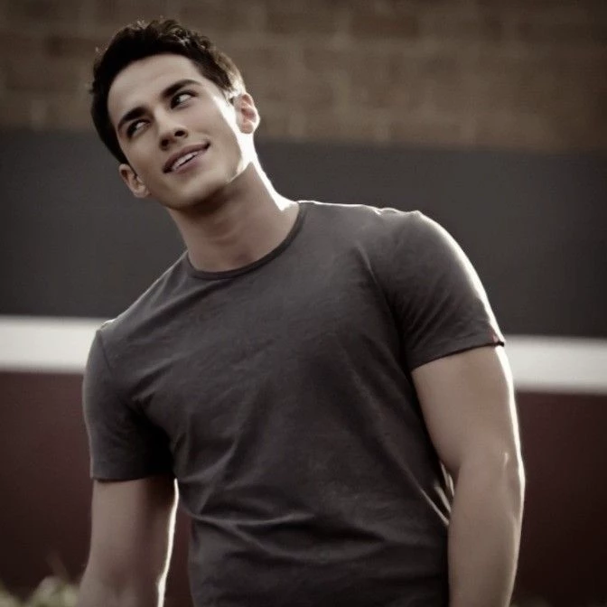 Tyler Lockwood thumbnail