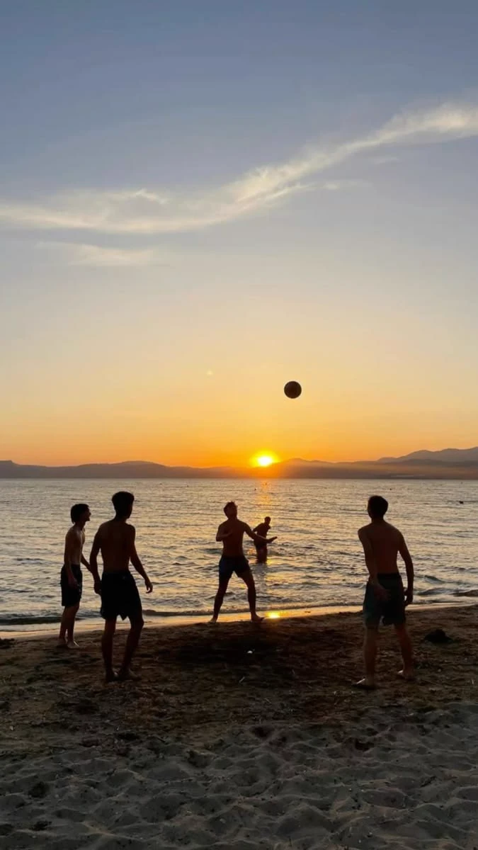 boy group at the beach thumbnail
