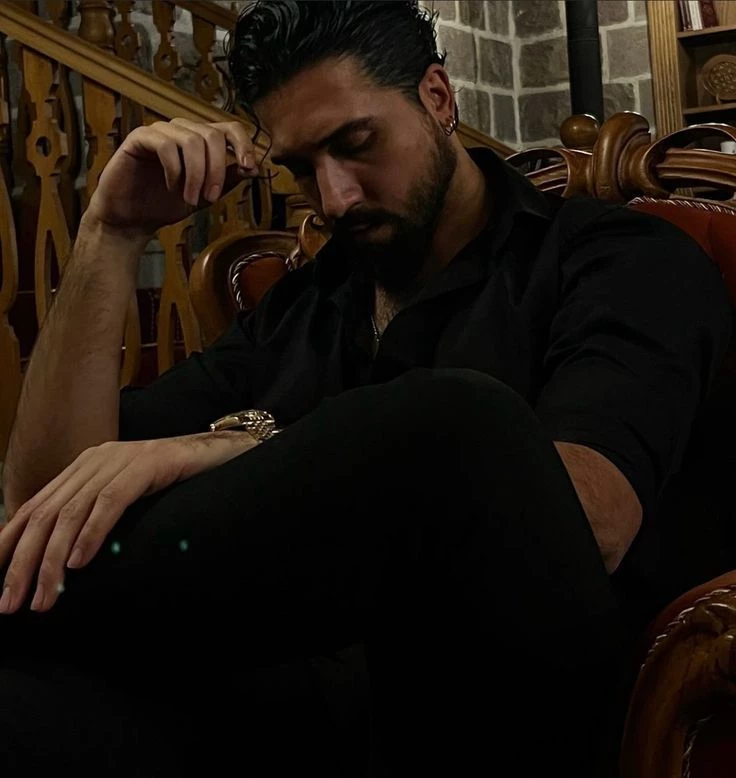 José Miñanco - Husband thumbnail