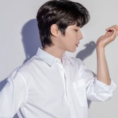 Hwang in yeop  thumbnail