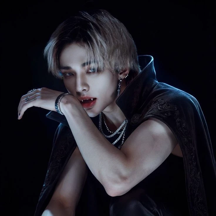 Hwang hyunjin thumbnail