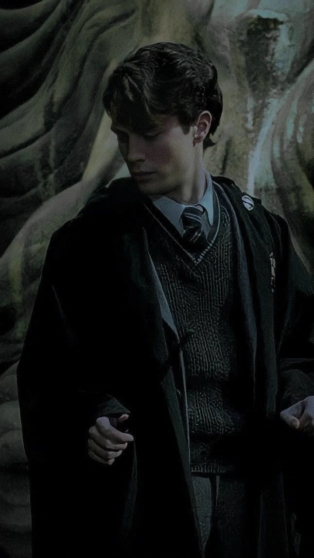 Tom Riddle thumbnail