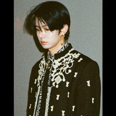 Heeseung, Evan  thumbnail