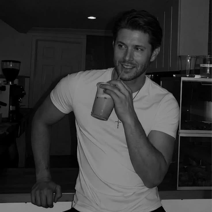Dean Winchester thumbnail