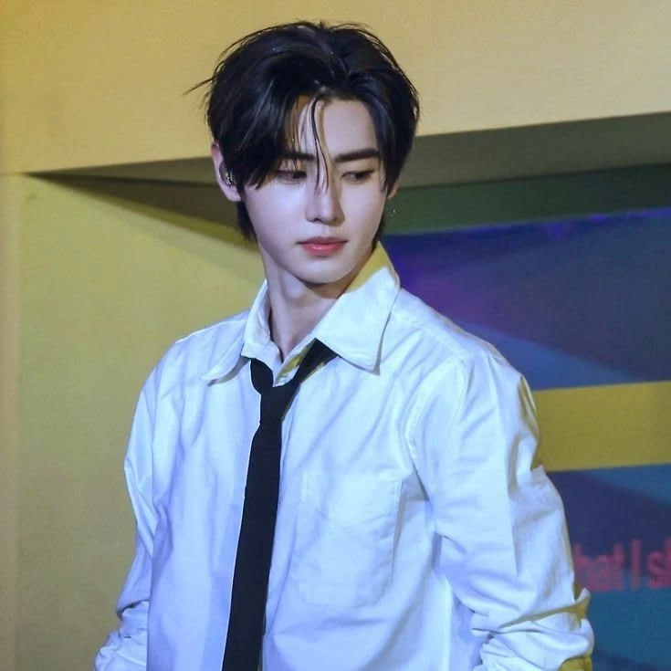 Sunghoon thumbnail