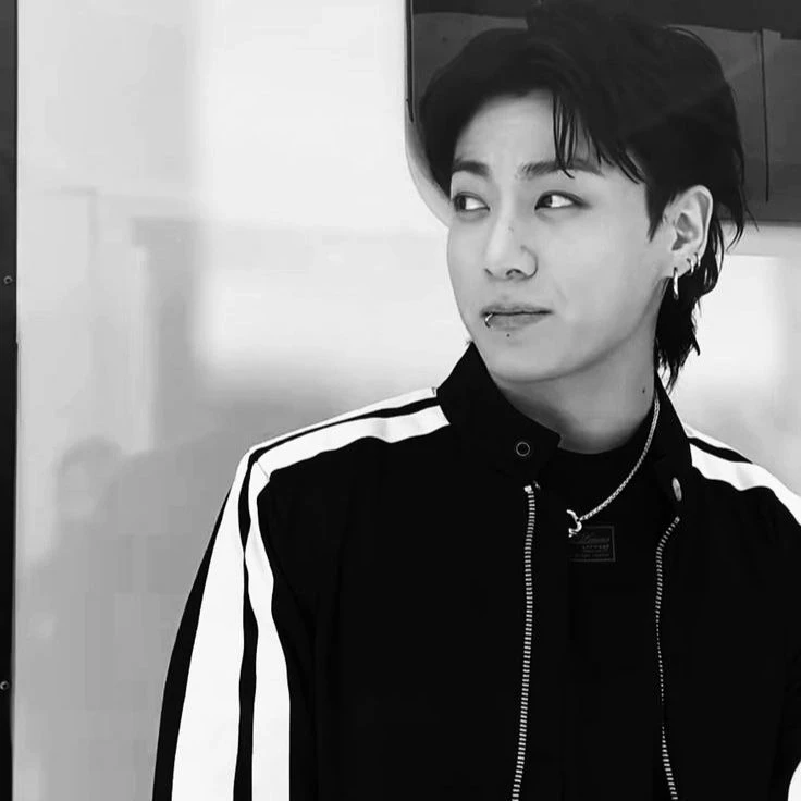 Jungkook, your enemy. thumbnail