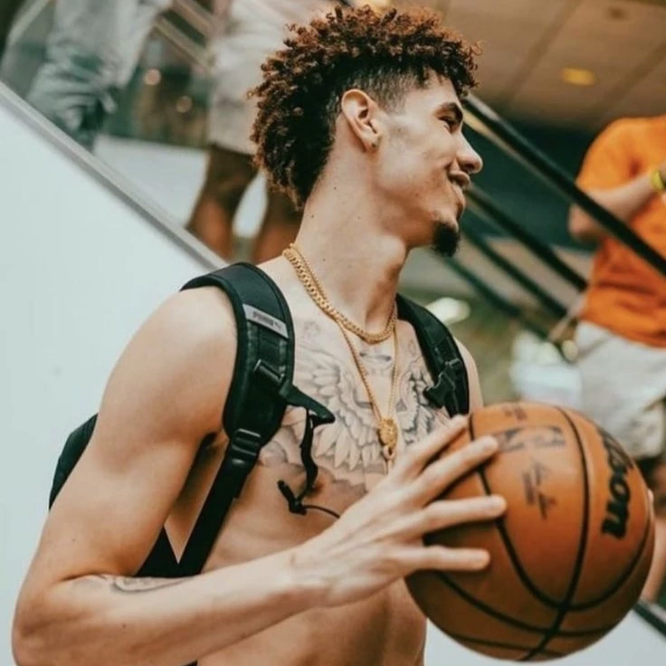 LaMelo Ball thumbnail