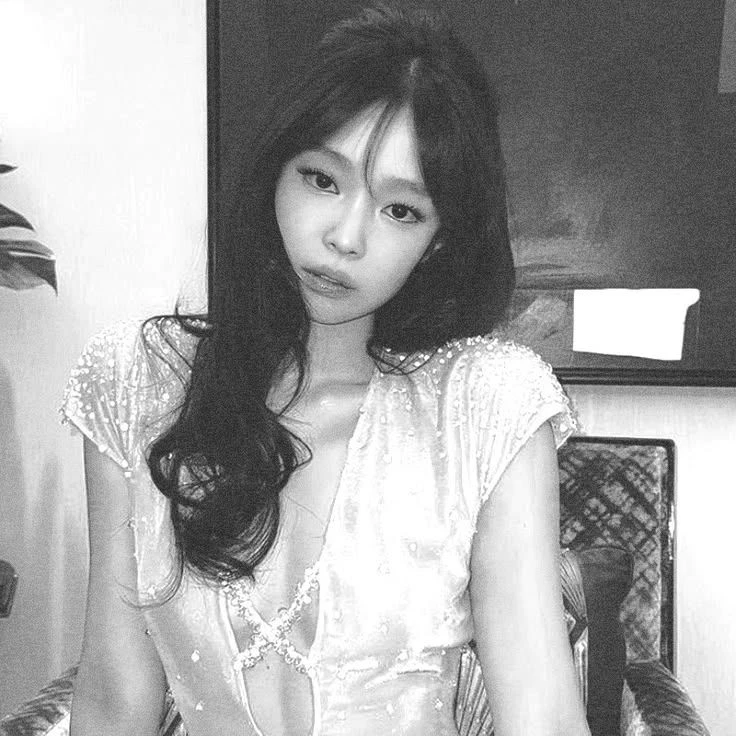 KIM JENNIE thumbnail