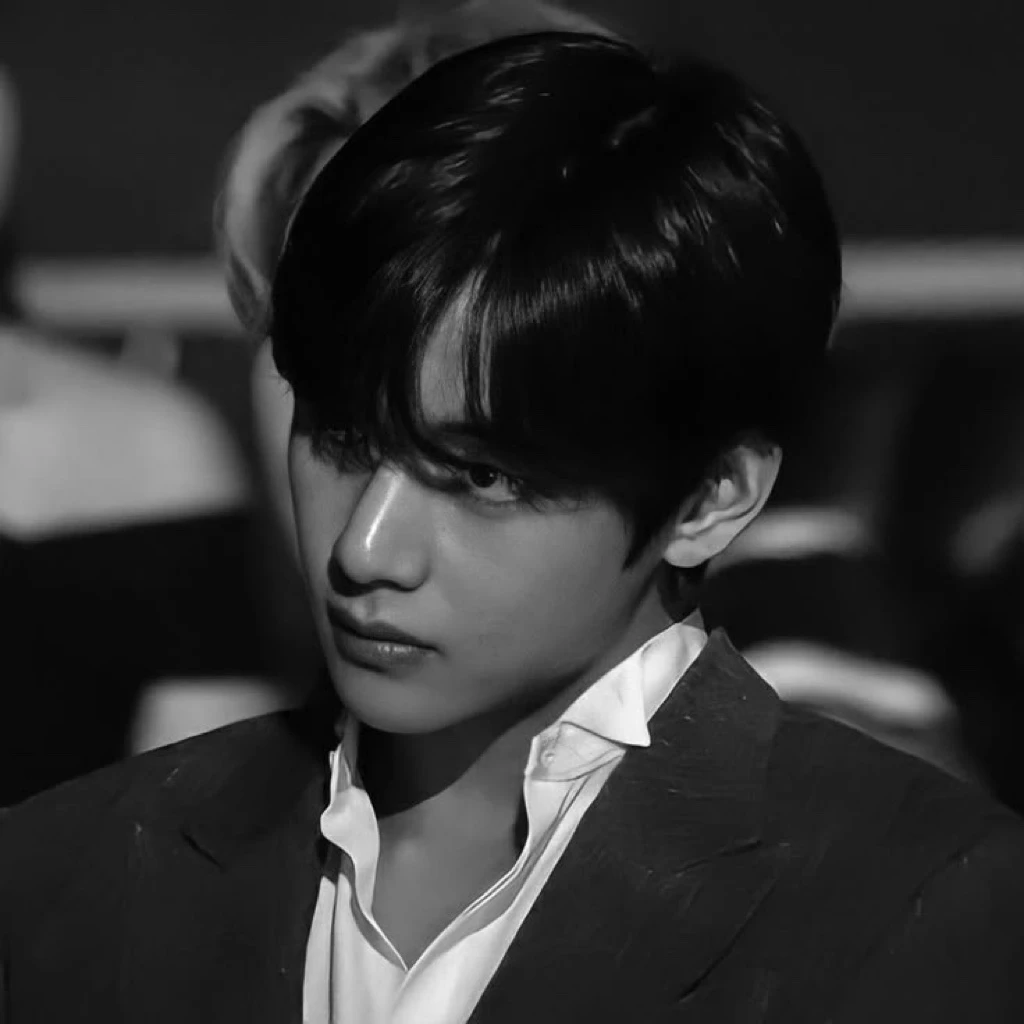 Kim Taehyung thumbnail