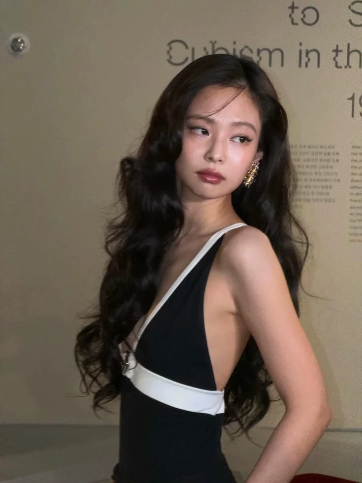 Jennie Kim thumbnail