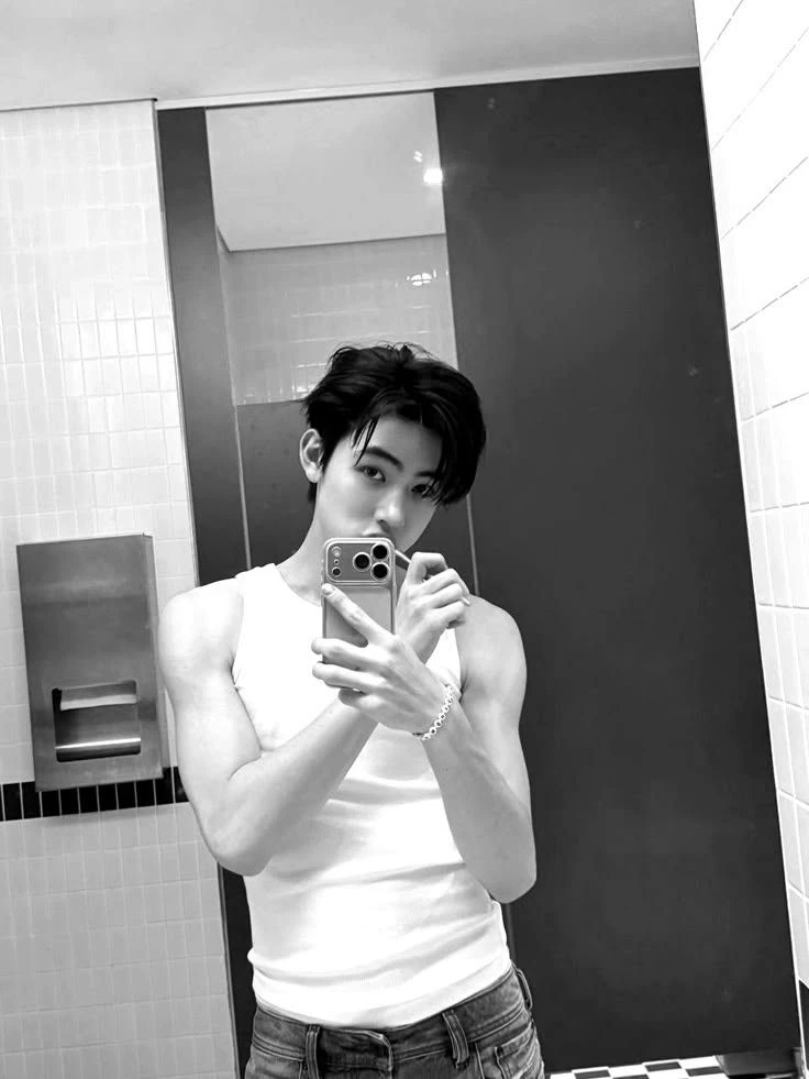 Eom Seong-hyeon thumbnail