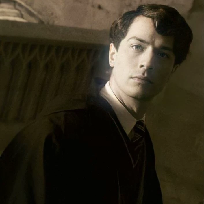 Tom Riddle thumbnail
