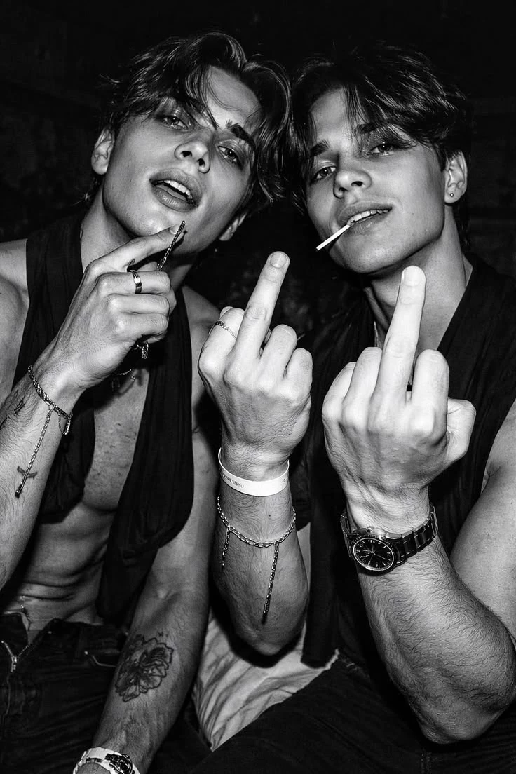 Two boyfriends thumbnail