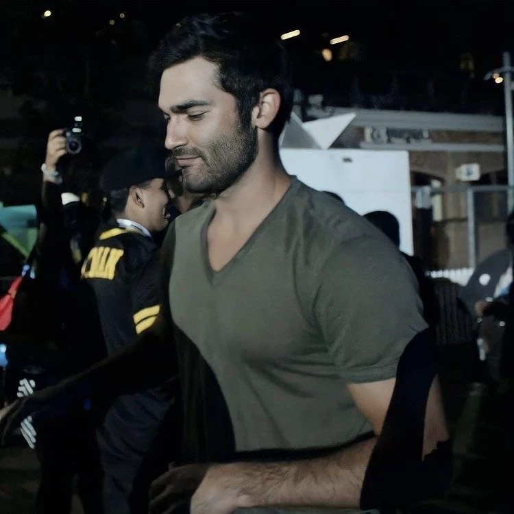 Derek Hale thumbnail