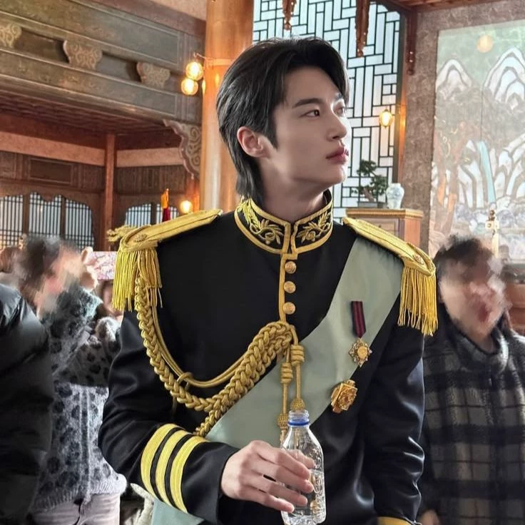 create your story with Byeon (recommended the same story of the perfect crown) thumbnail