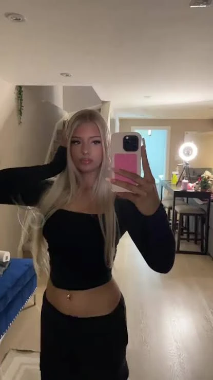 Julia  thumbnail
