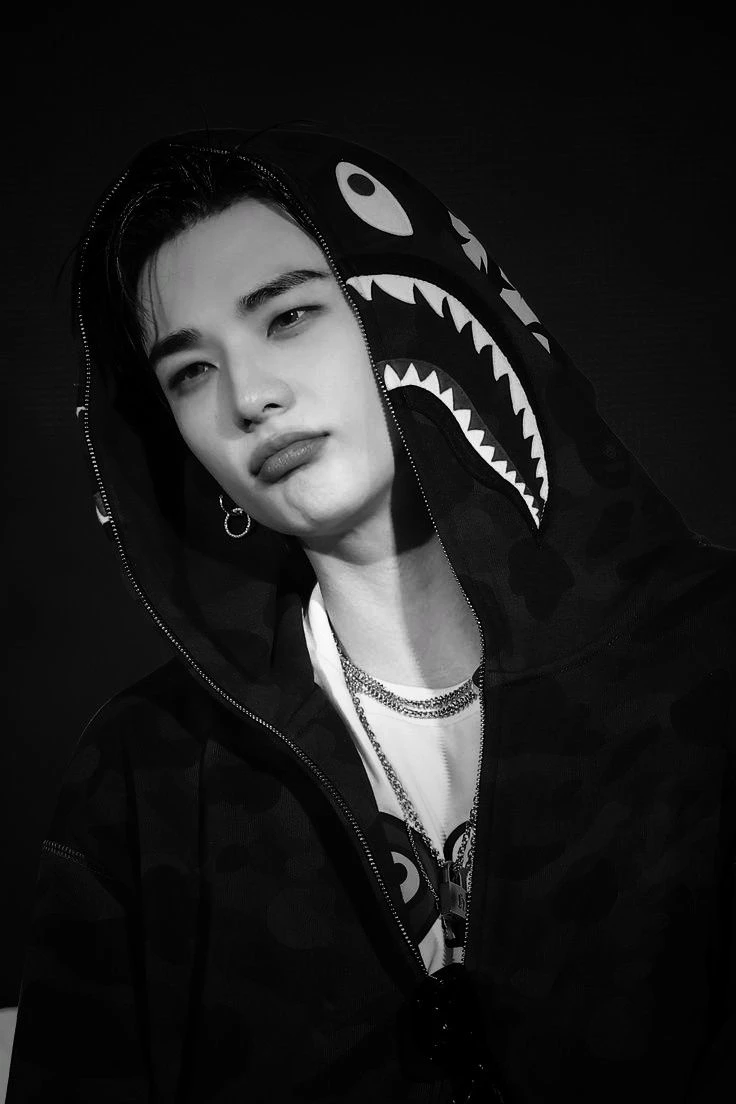 Hwang Hyunjin thumbnail