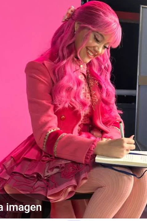 Pink thumbnail