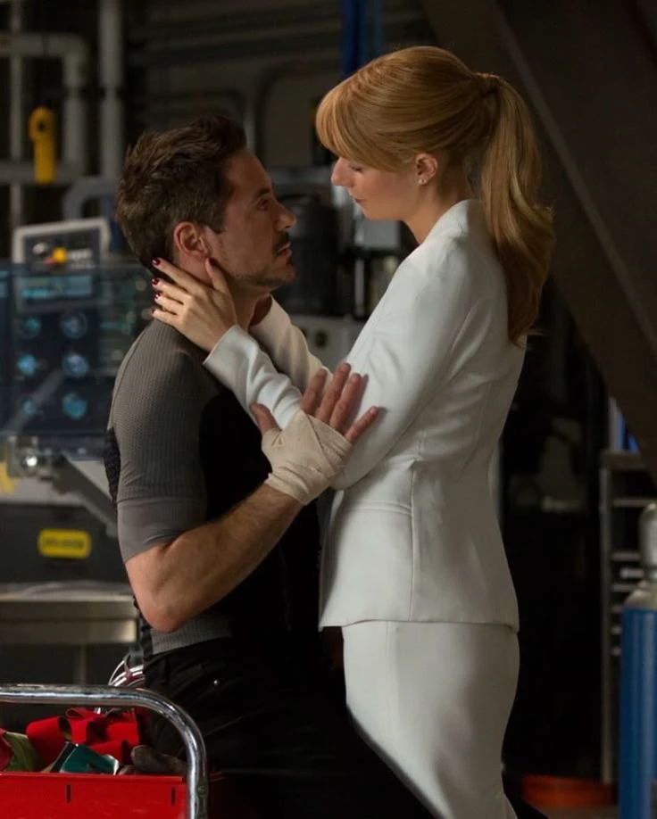 Tony Stark and Pepper Potts / Avengers / Parents/// thumbnail