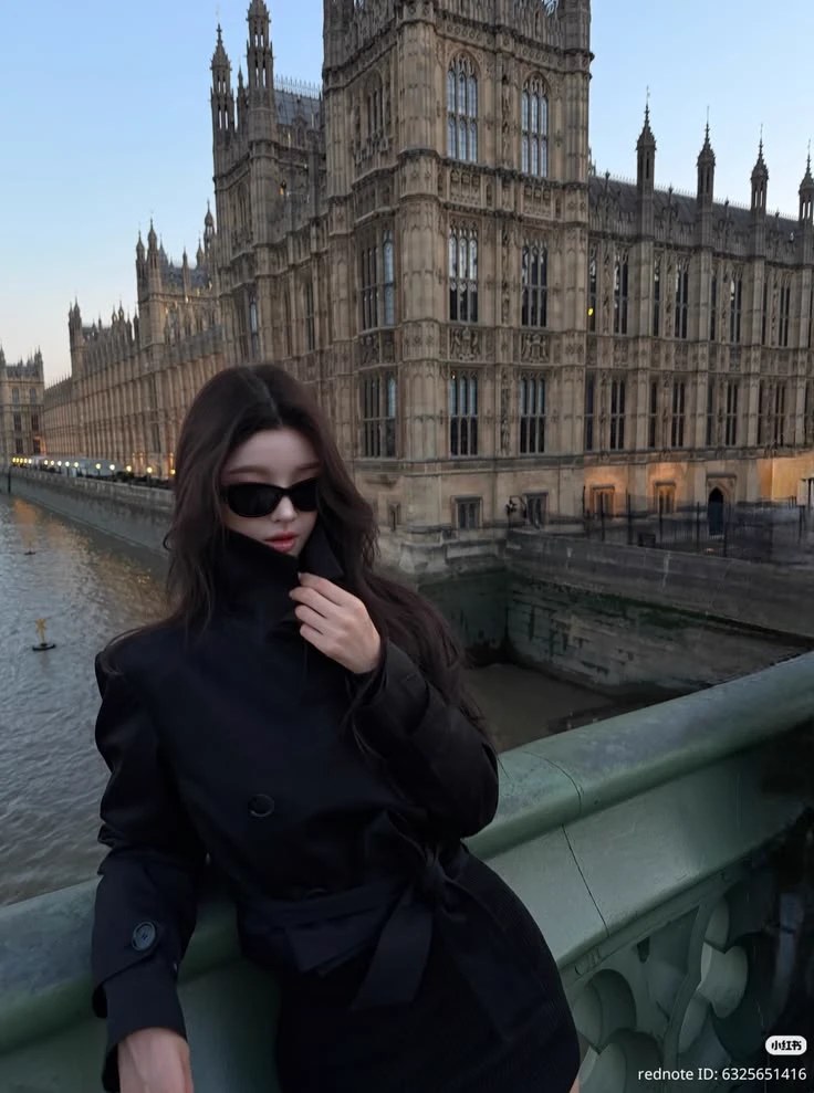 aria thumbnail