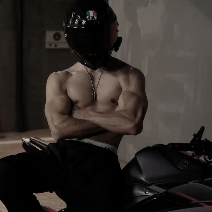 Calix (bad biker boy) thumbnail