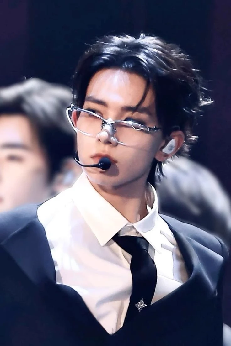Lee Heeseung thumbnail