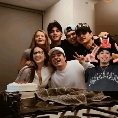team crumbs thumbnail
