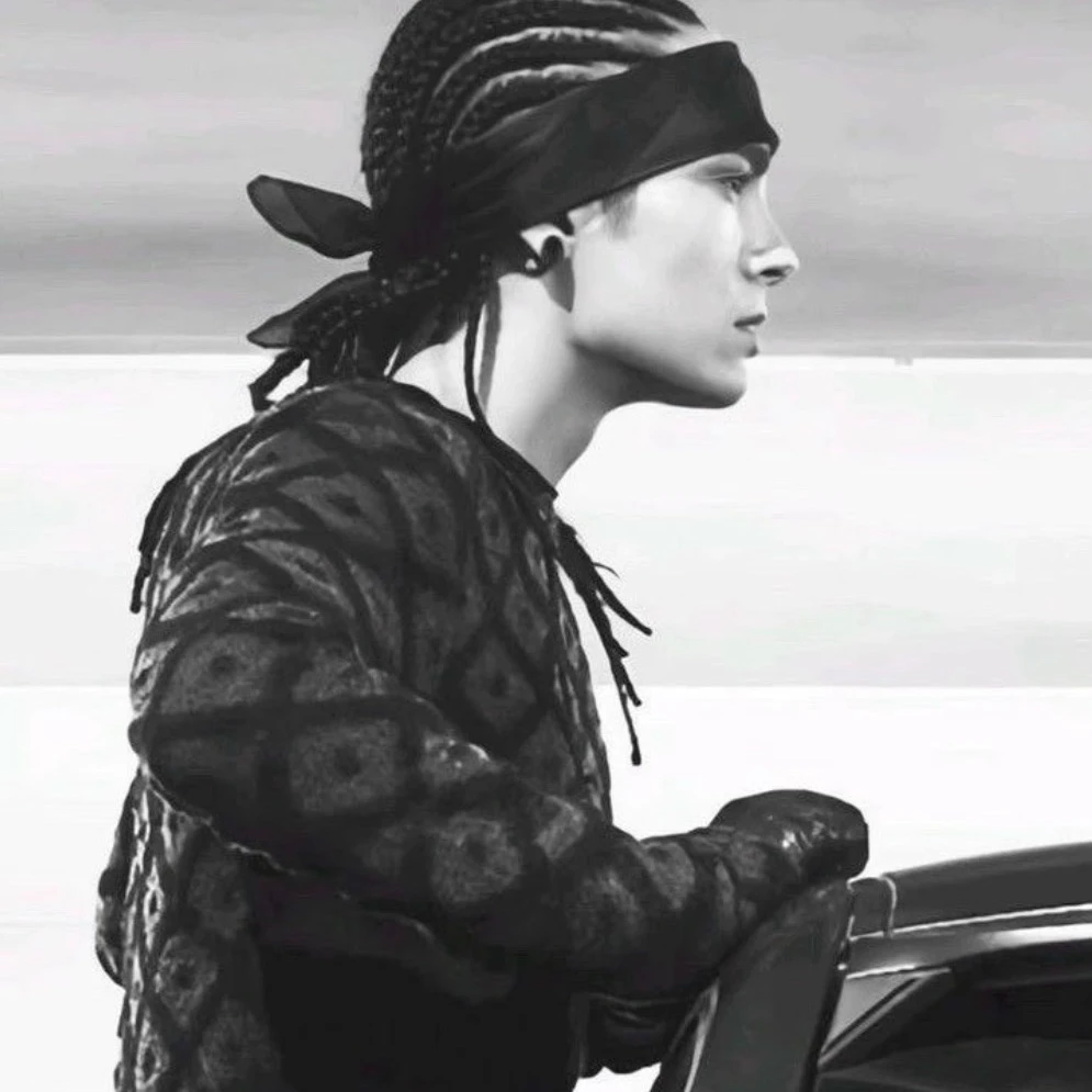 Tom Kaulitz thumbnail