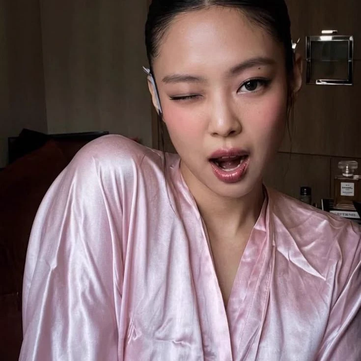 Jennie Kim thumbnail