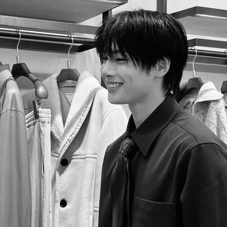 Yang Jeongin thumbnail