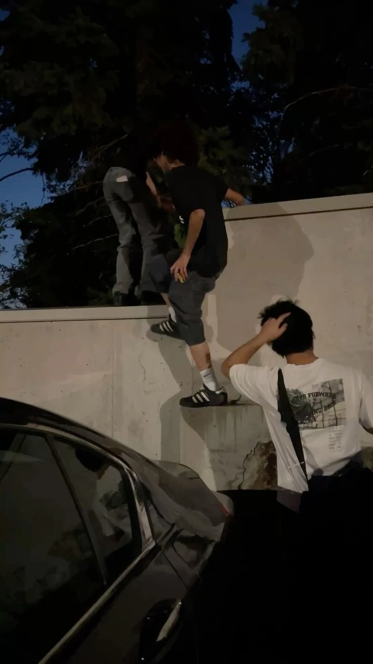 Lucas, Tom y Eduard Miller thumbnail