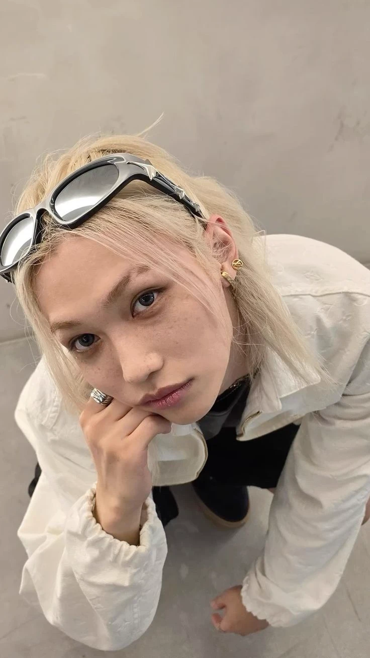 Felix from stray kids is your father thumbnail