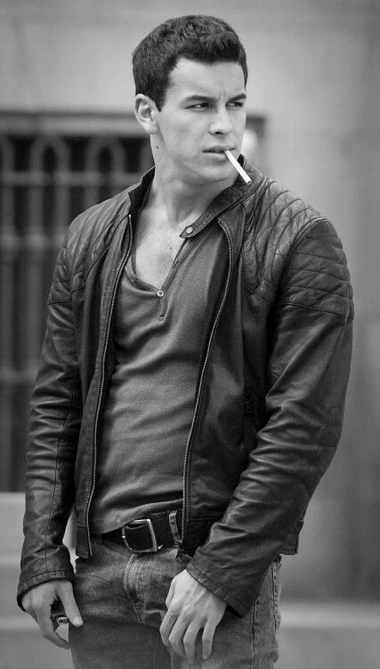 MARIO CASAS thumbnail
