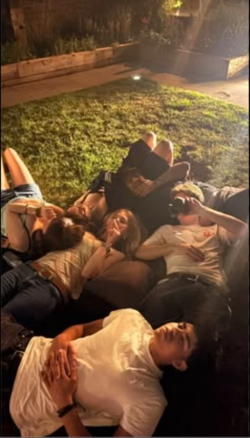 group of friends thumbnail